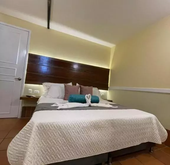 ホテル Campestre Manoa