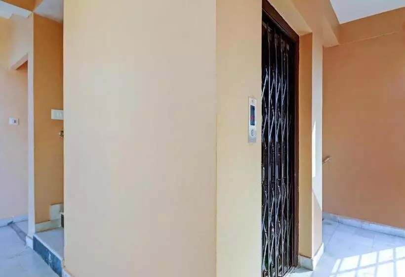 Super Hotel O Karimnagar