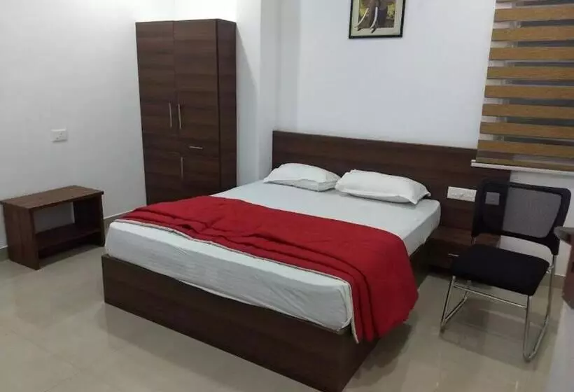 ホテル Kannamundayil Residency