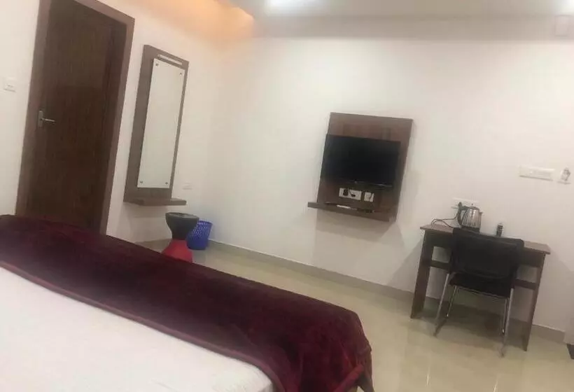 ホテル Kannamundayil Residency
