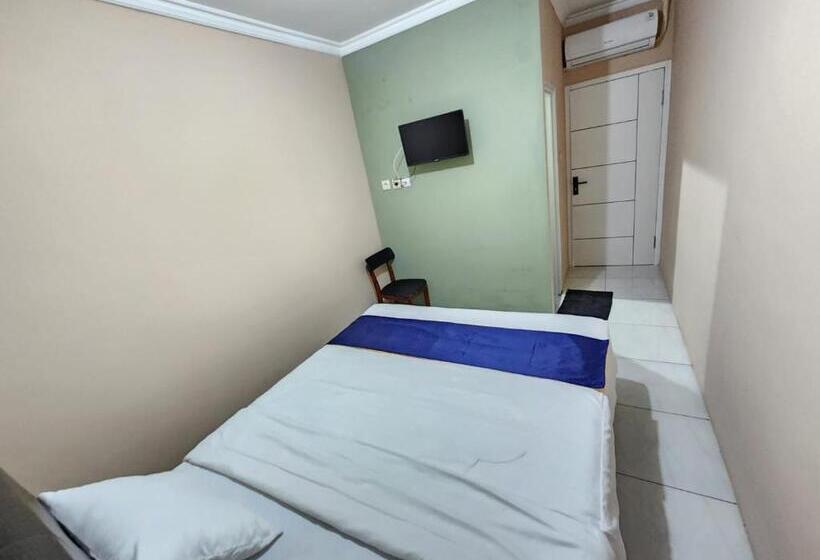 Otel Omah Pandhoek Family Syariah By Stayku