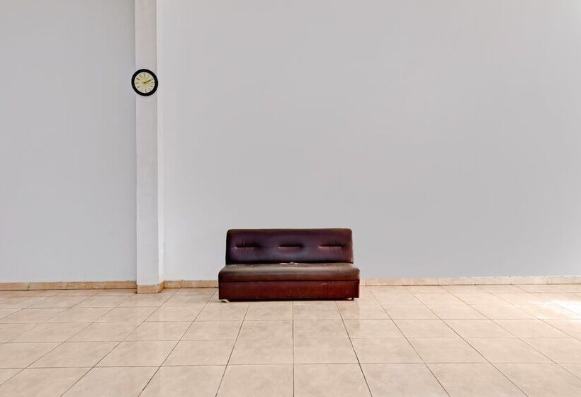 בית מלון כפרי Oyo 3479  Intan