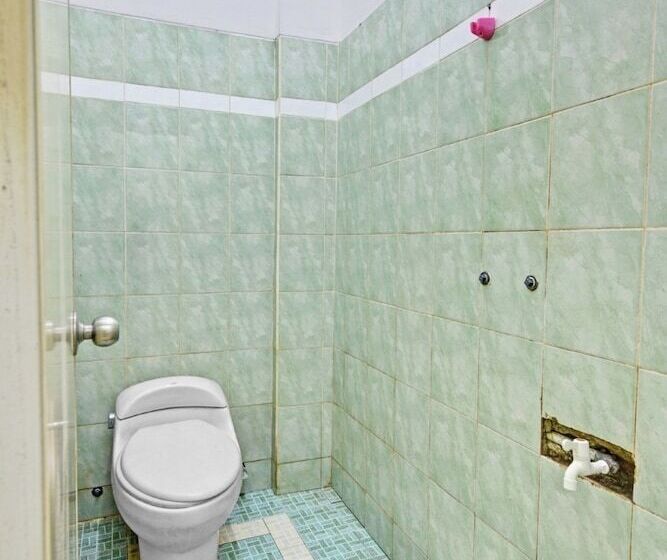 בית מלון כפרי Oyo 3479  Intan