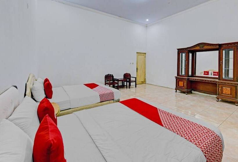 בית מלון כפרי Oyo 3479  Intan