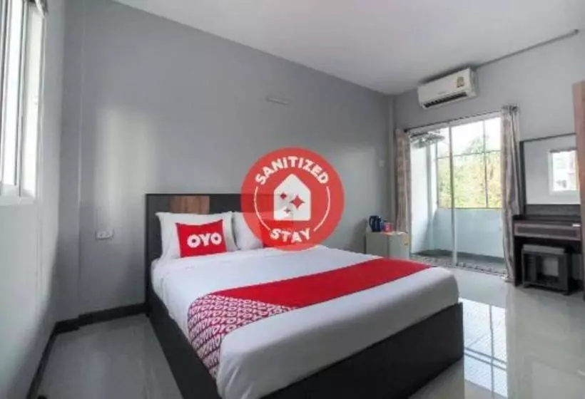 هتل Oyo 715 Apartment Khunpu