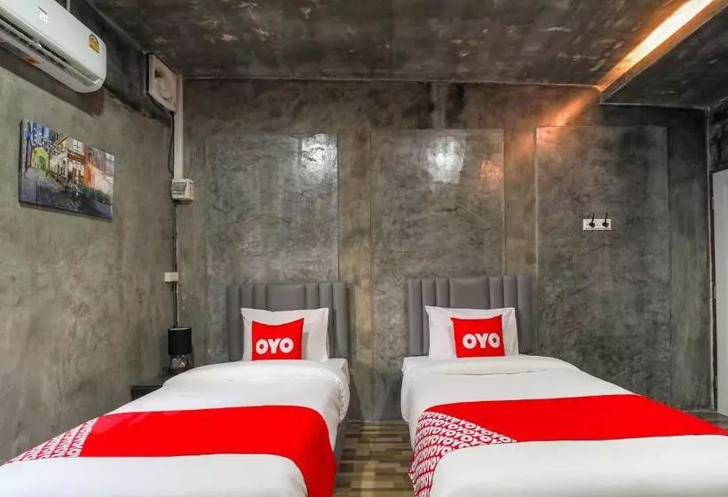 هتل Oyo 715 Apartment Khunpu