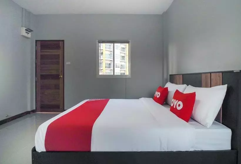 هتل Oyo 715 Apartment Khunpu