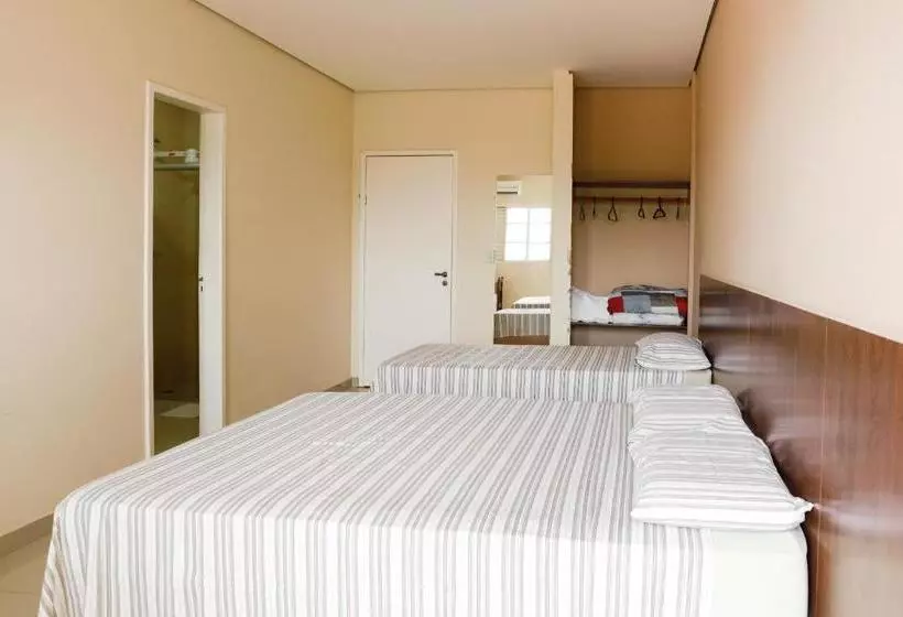 Hotelli Bocaiuva Palace