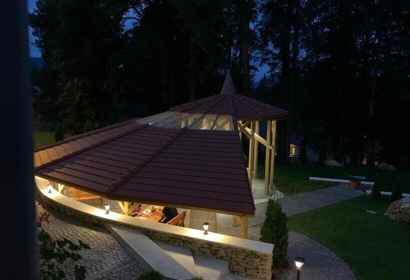 فندق Pensiunea Favorit Ferice