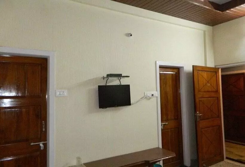 Shivani Palace Hotel, Restaurant & Party Hall