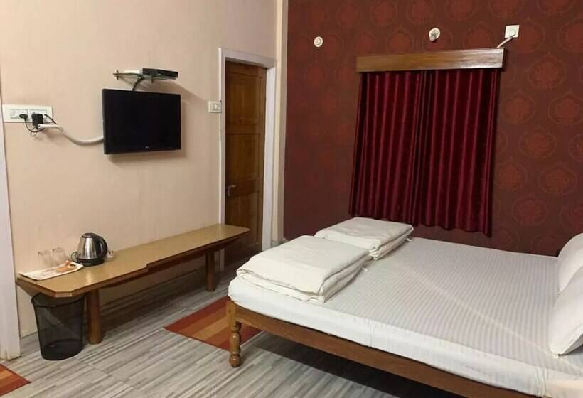 Shivani Palace Hotel, Restaurant & Party Hall