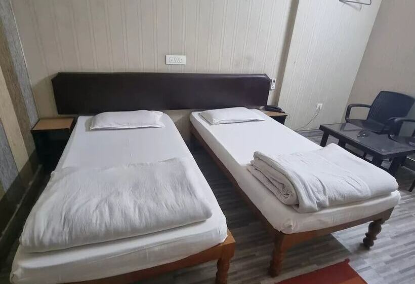 Shivani Palace Hotel, Restaurant & Party Hall