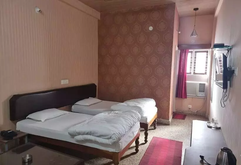 Shivani Palace Hotel, Restaurant & Party Hall