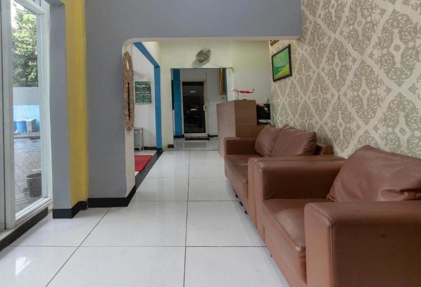 בית מלון כפרי Salina Syariah