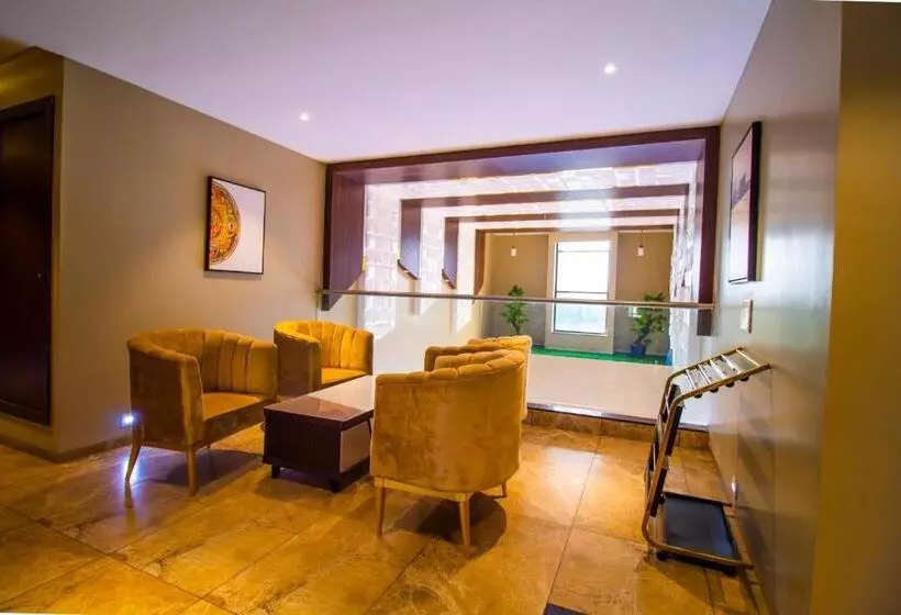 ホテル The Bhagwati Resort