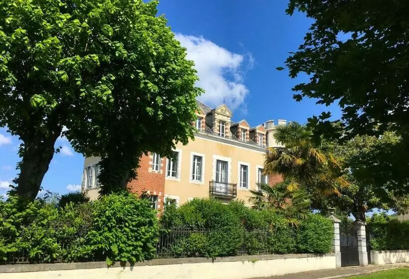 Le Château Aspet B&b