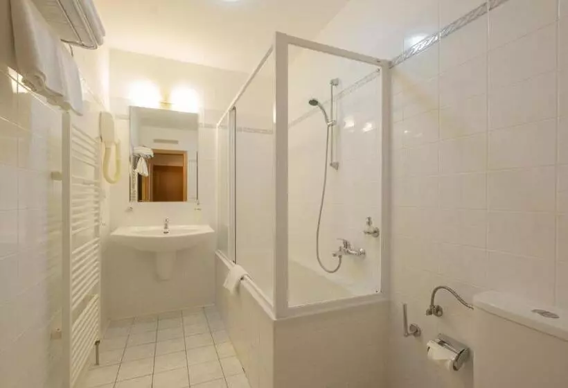 ペンション Mohelnice