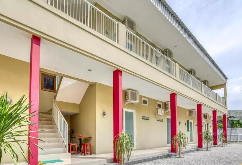 Majatalo Reddoorz Syariah Near Suncity Mall Sidoarjo