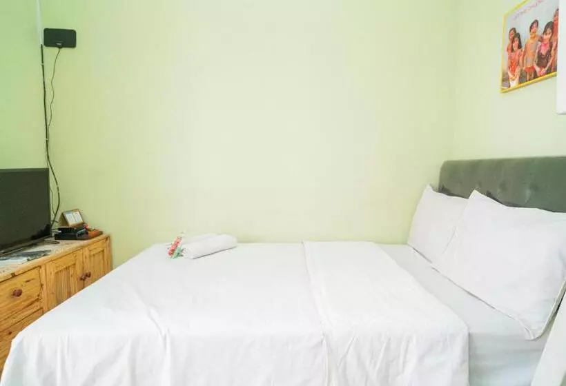 Majatalo Reddoorz Syariah Near Suncity Mall Sidoarjo