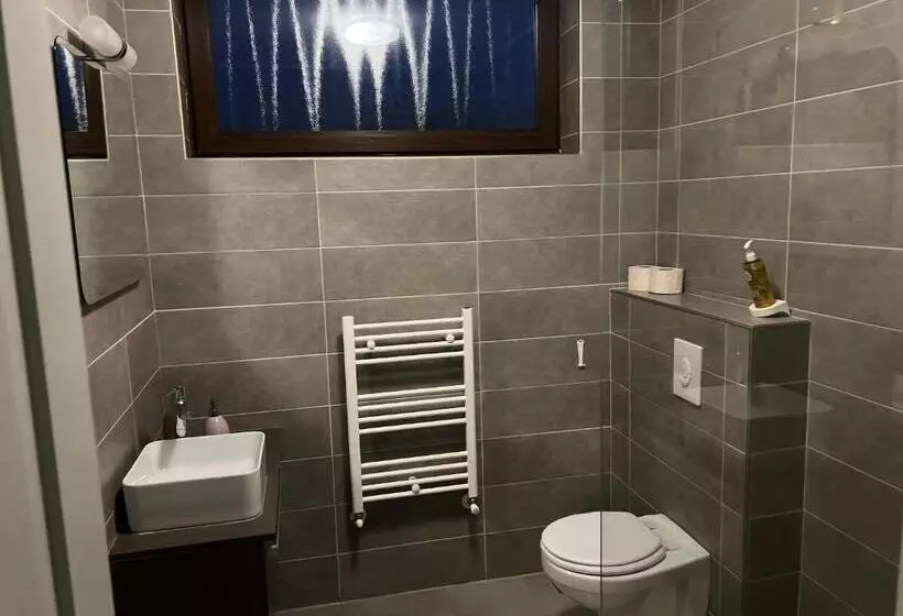 Majatalo Turquoise House