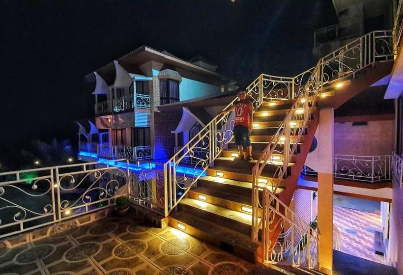 Resort Rupasi Rupnarayan Kuthi