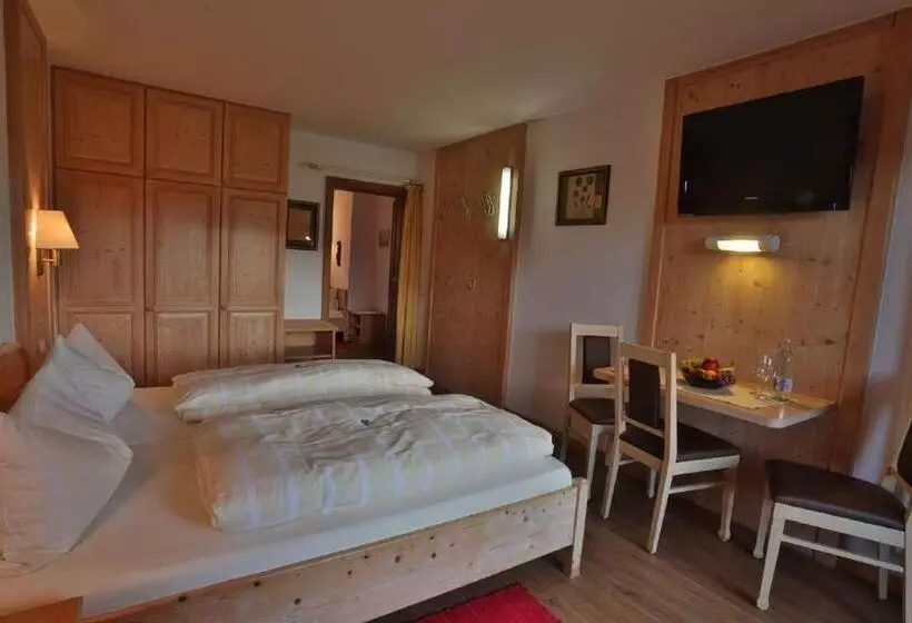 Retkeilymaja Burggasthof Hauptmann