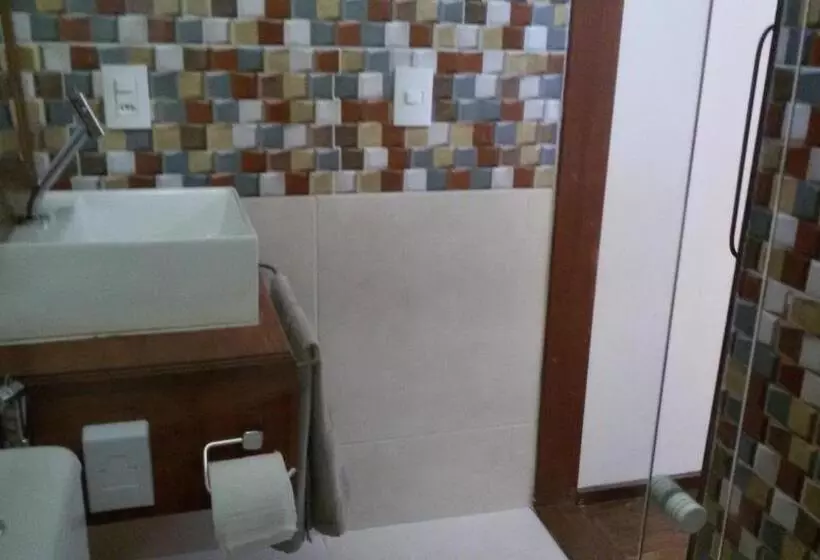 Retkeilymaja Pousada Container Eco Manguinhos