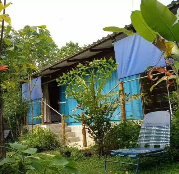 Retkeilymaja Pousada Container Eco Manguinhos