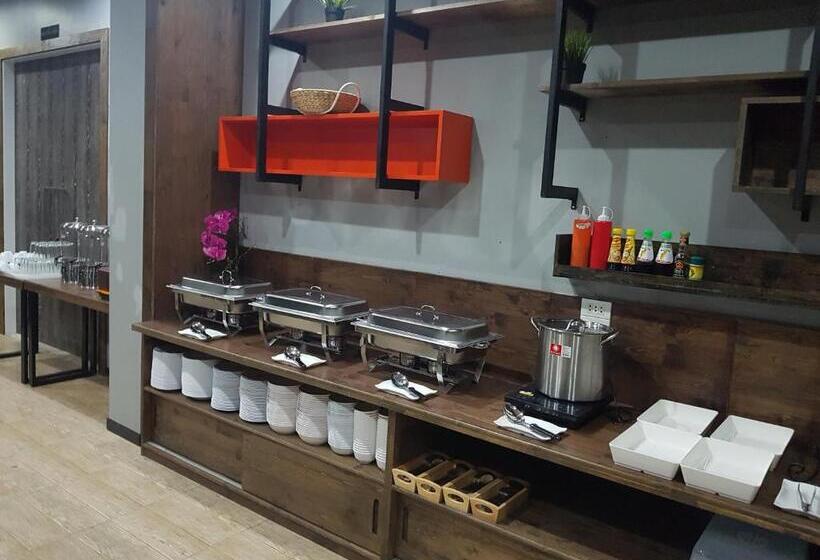 호텔 Baan Bangkok 97