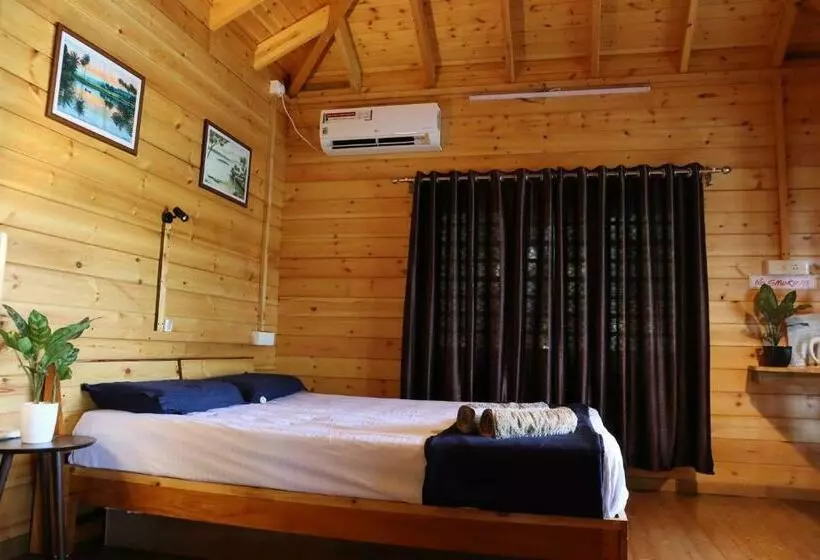 Aamiaismajoitus (B&B) Green Chromide River View Wooden House