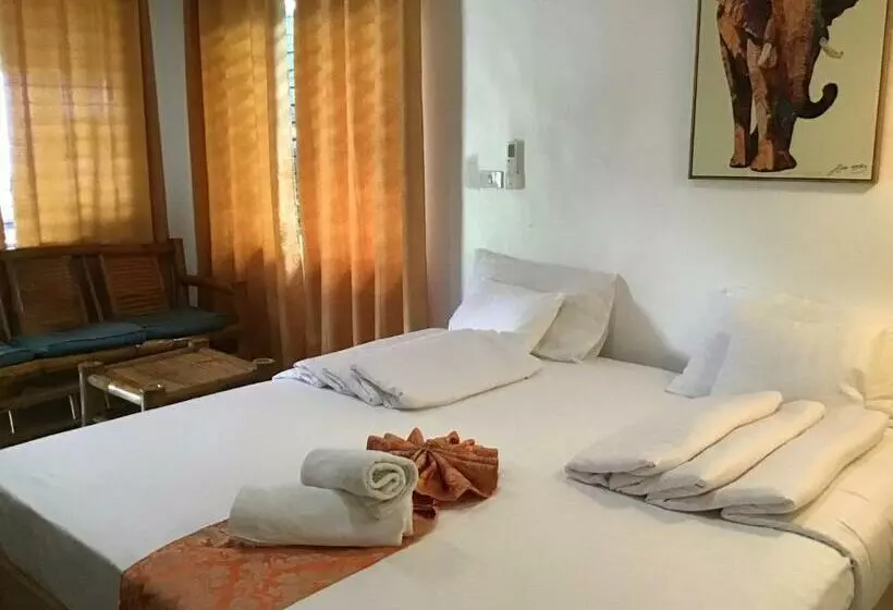 Cuestas Beach Resort And Restaurant