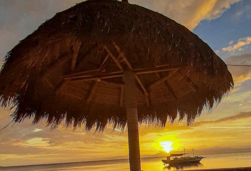 Cuestas Beach Resort And Restaurant