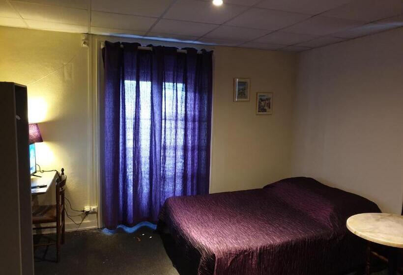 ホテル Au Pont D Anjou