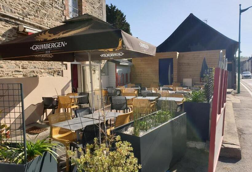 ホテル Au Pont D Anjou