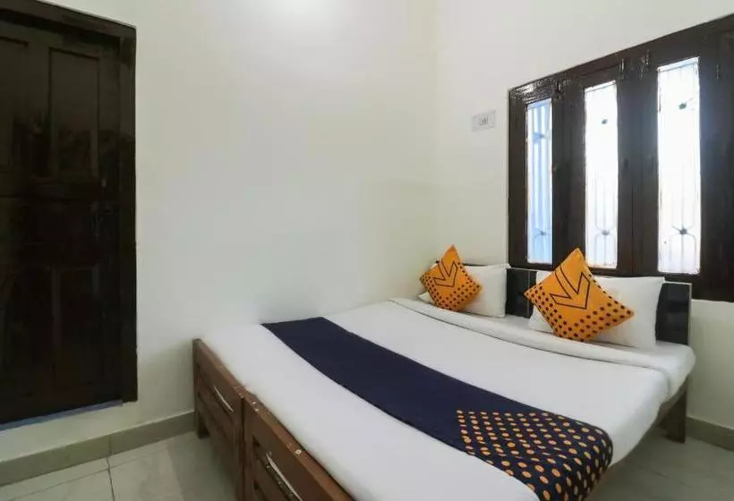 هتل Spot On 62999  Priyanka Tourist Lounge