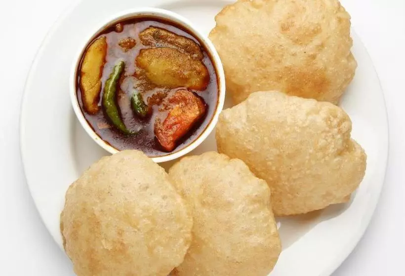 هتل Spot On 62999  Priyanka Tourist Lounge