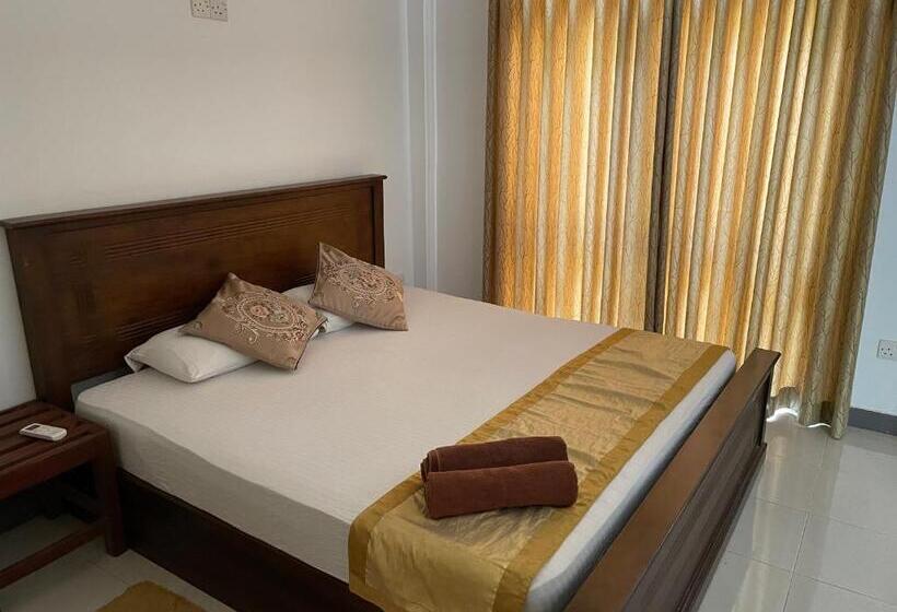 فندق White Fortress