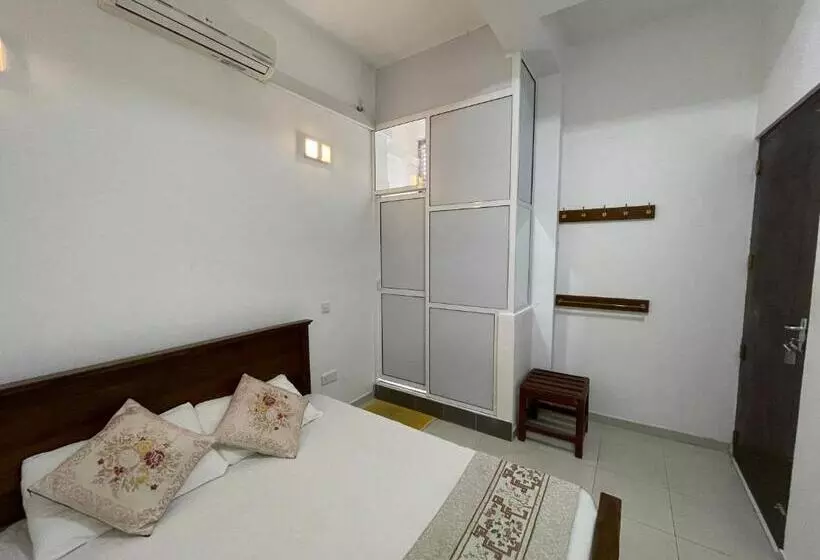 ホテル White Fortress