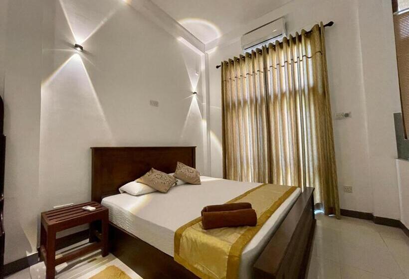 فندق White Fortress