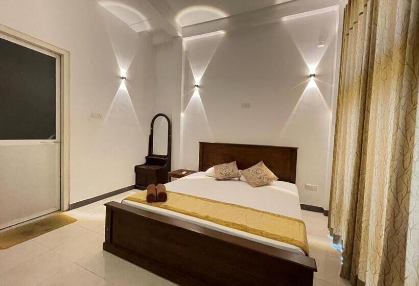 فندق White Fortress