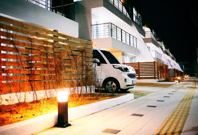 Latiera Terrace Golf Village