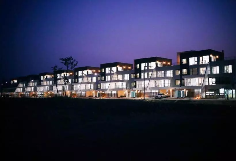 Latiera Terrace Golf Village