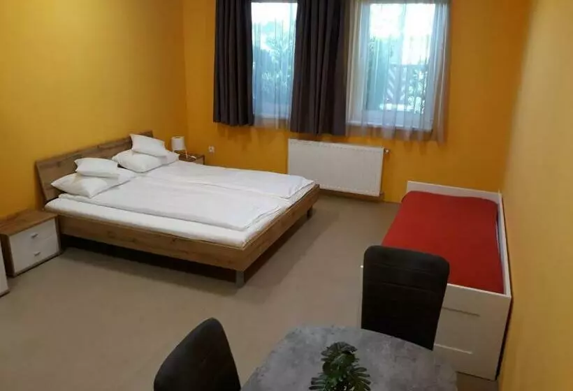 ペンション Bella Vendégház Mórahalom