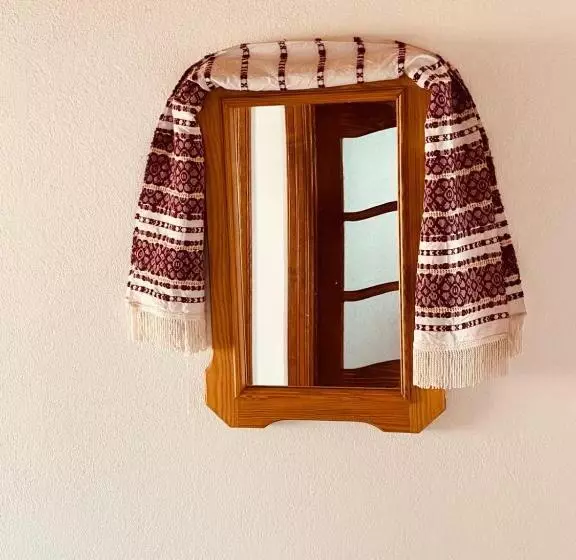 پانسیون Casa De Vacanta Mirela