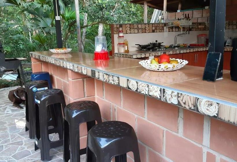 ペンション Los Balcones Hostal Caliyaco