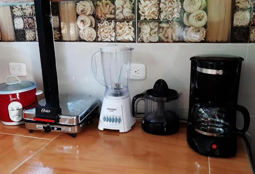 ペンション Los Balcones Hostal Caliyaco