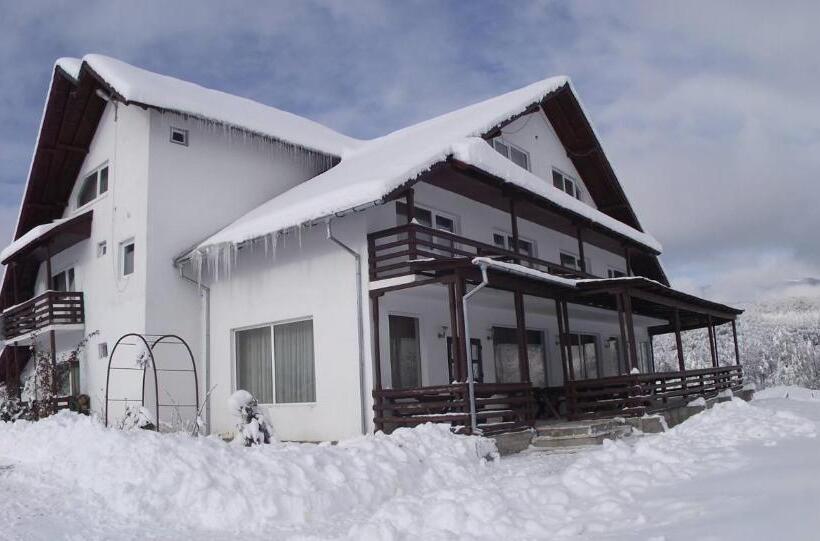 ペンション Valea Doamnei