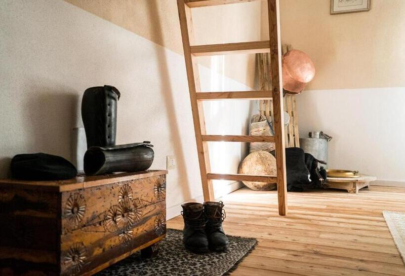 منتجع Is Perdas Rural Retreat & Spa