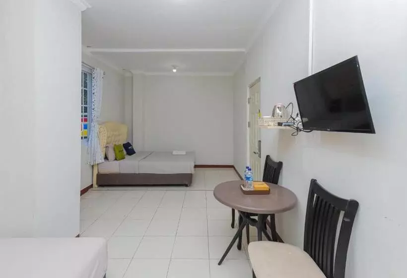 Urbanview Hotel Syariah Near Gelora Delta Sidoarjo