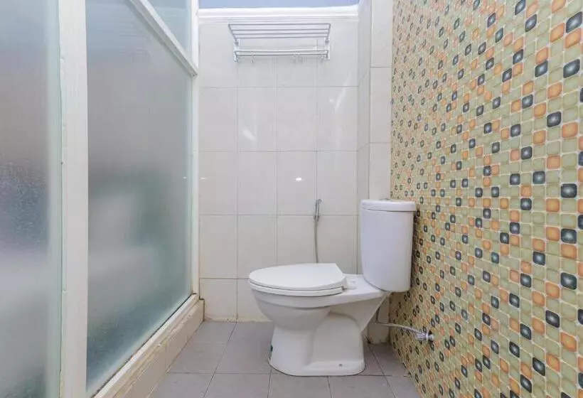 Urbanview Hotel Syariah Near Gelora Delta Sidoarjo